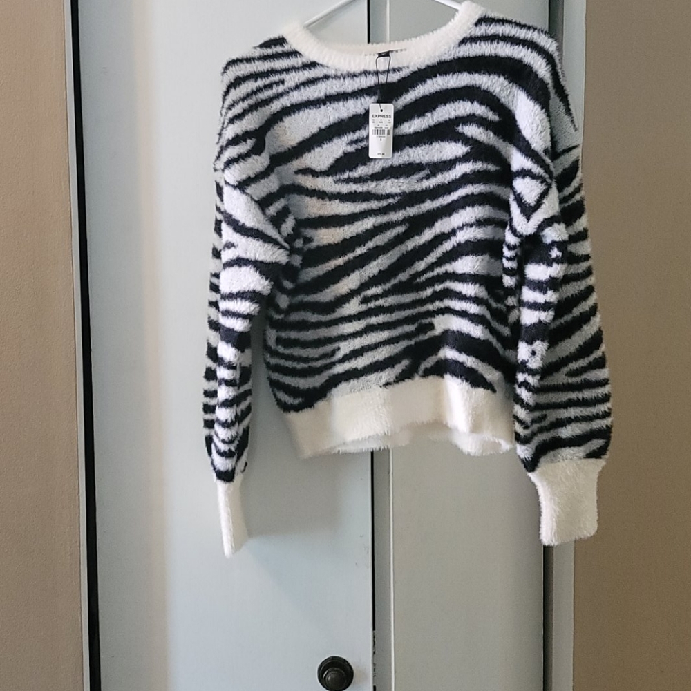 Express sweater - Picture 2 of 3